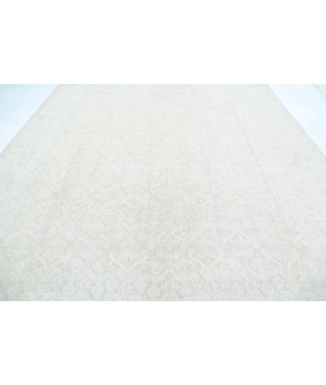 Serenity 10'1'' X 13'8'' Hand-Knotted Wool Rug 10'1'' x 13'8'' (303 X 410) / Ivory / Grey