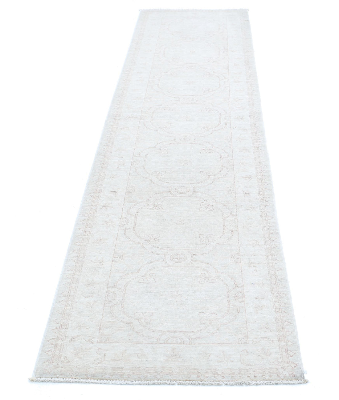 Serenity 2'4'' X 10'0'' Hand-Knotted Wool Rug 2'4'' x 10'0'' (70 X 300) / Ivory / Grey