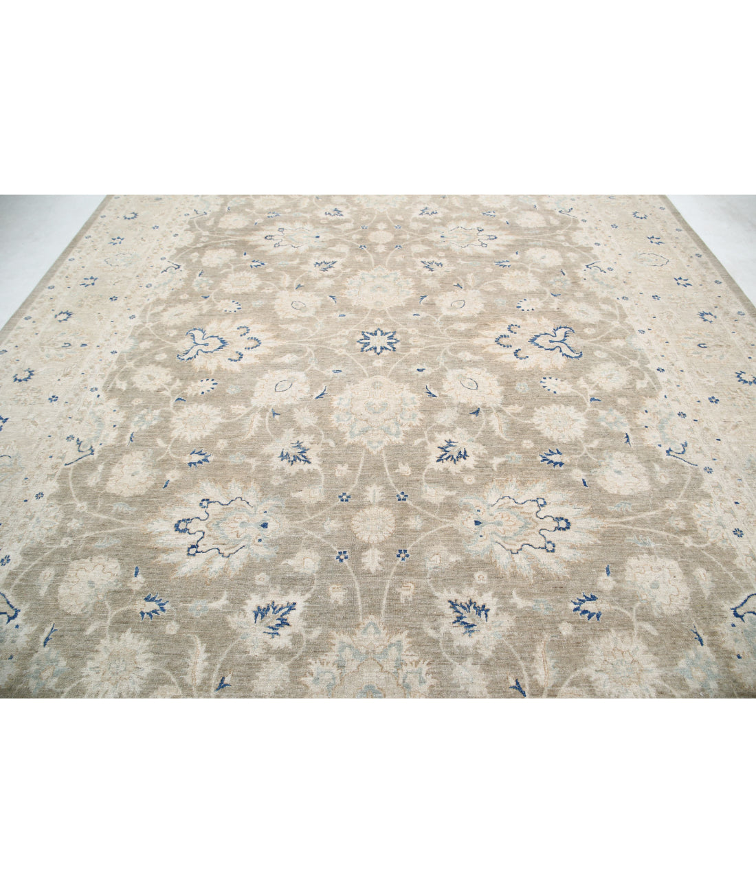 Serenity 10'0'' X 13'8'' Hand-Knotted Wool Rug 10'0'' x 13'8'' (300 X 410) / Taupe / Ivory