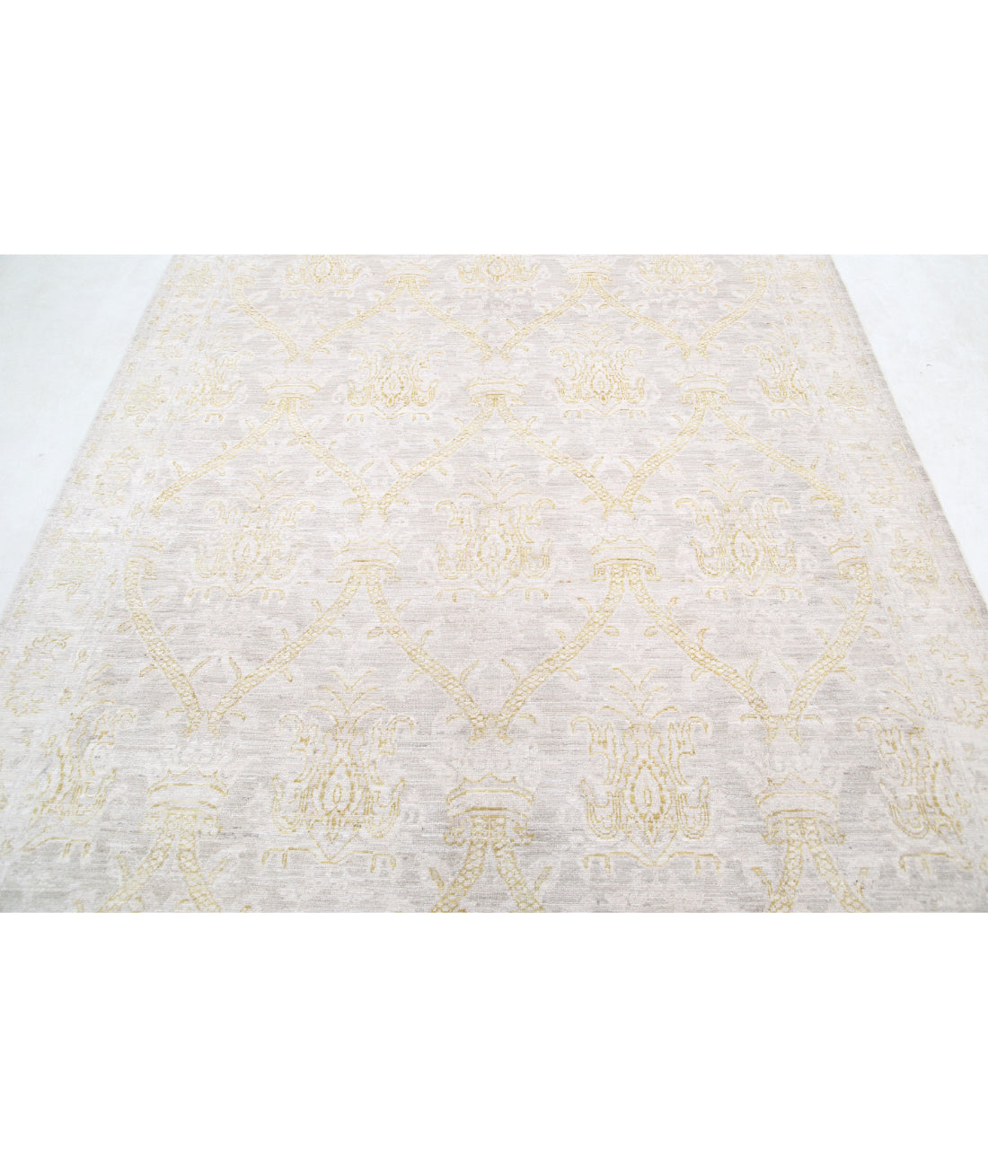 Serenity 6'3'' X 10'9'' Hand-Knotted Wool Rug 6'3'' x 10'9'' (188 X 323) / Grey / Ivory