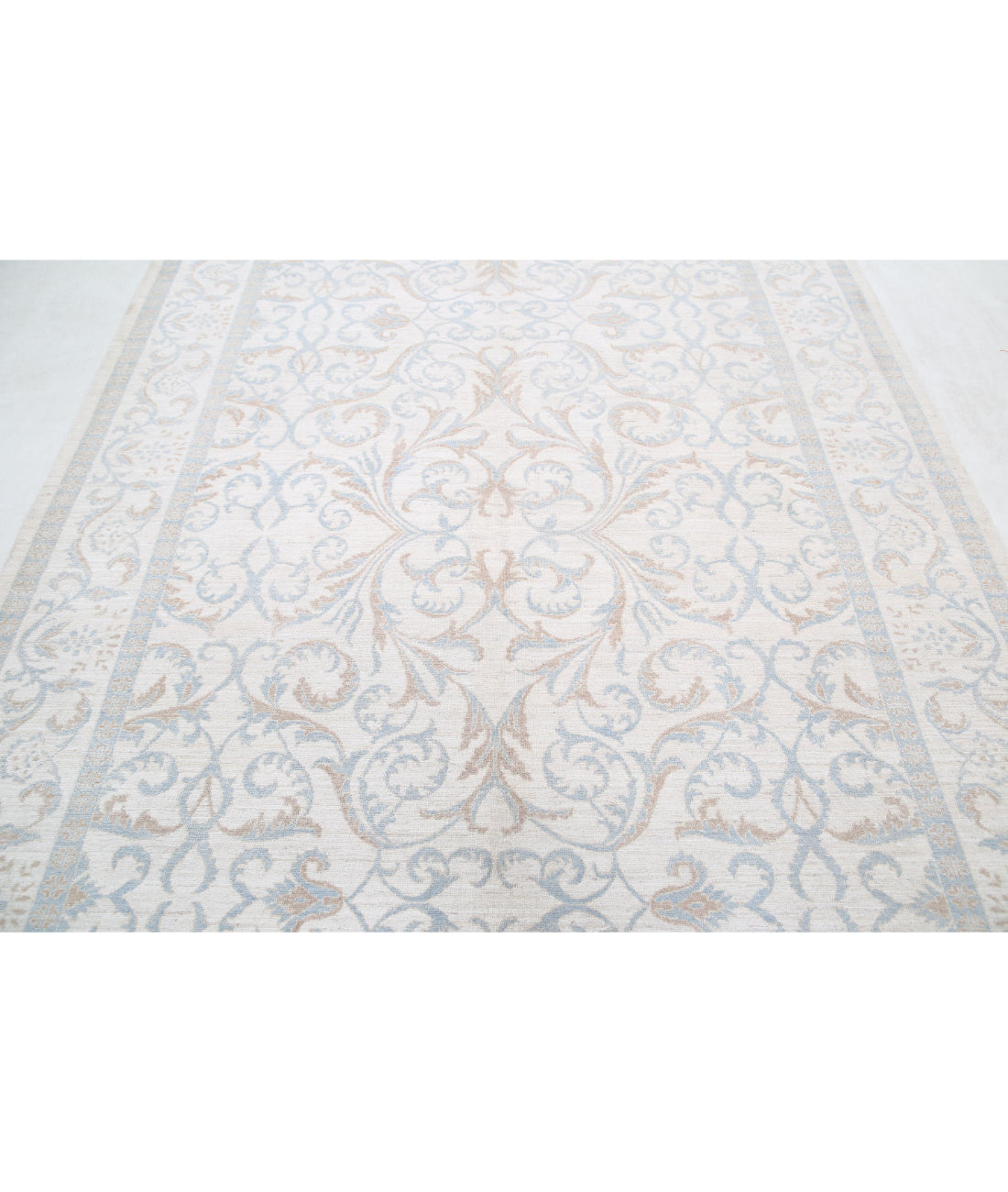 Serenity 6'4'' X 8'9'' Hand-Knotted Wool Rug 6'4'' x 8'9'' (190 X 263) / Ivory / Blue