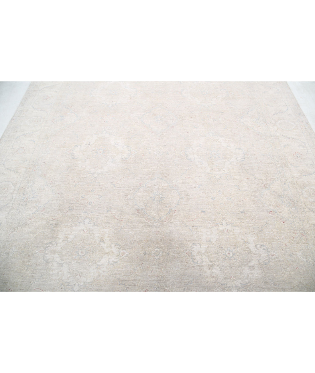 Serenity 8'1'' X 9'4'' Hand-Knotted Wool Rug 8'1'' x 9'4'' (243 X 280) / Grey / Ivory