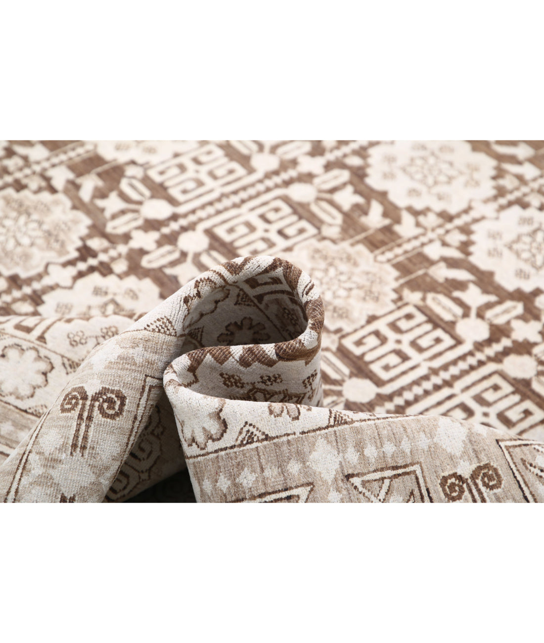 Serenity 8'9'' X 11'6'' Hand-Knotted Wool Rug 8'9'' x 11'6'' (263 X 345) / Brown / Ivory