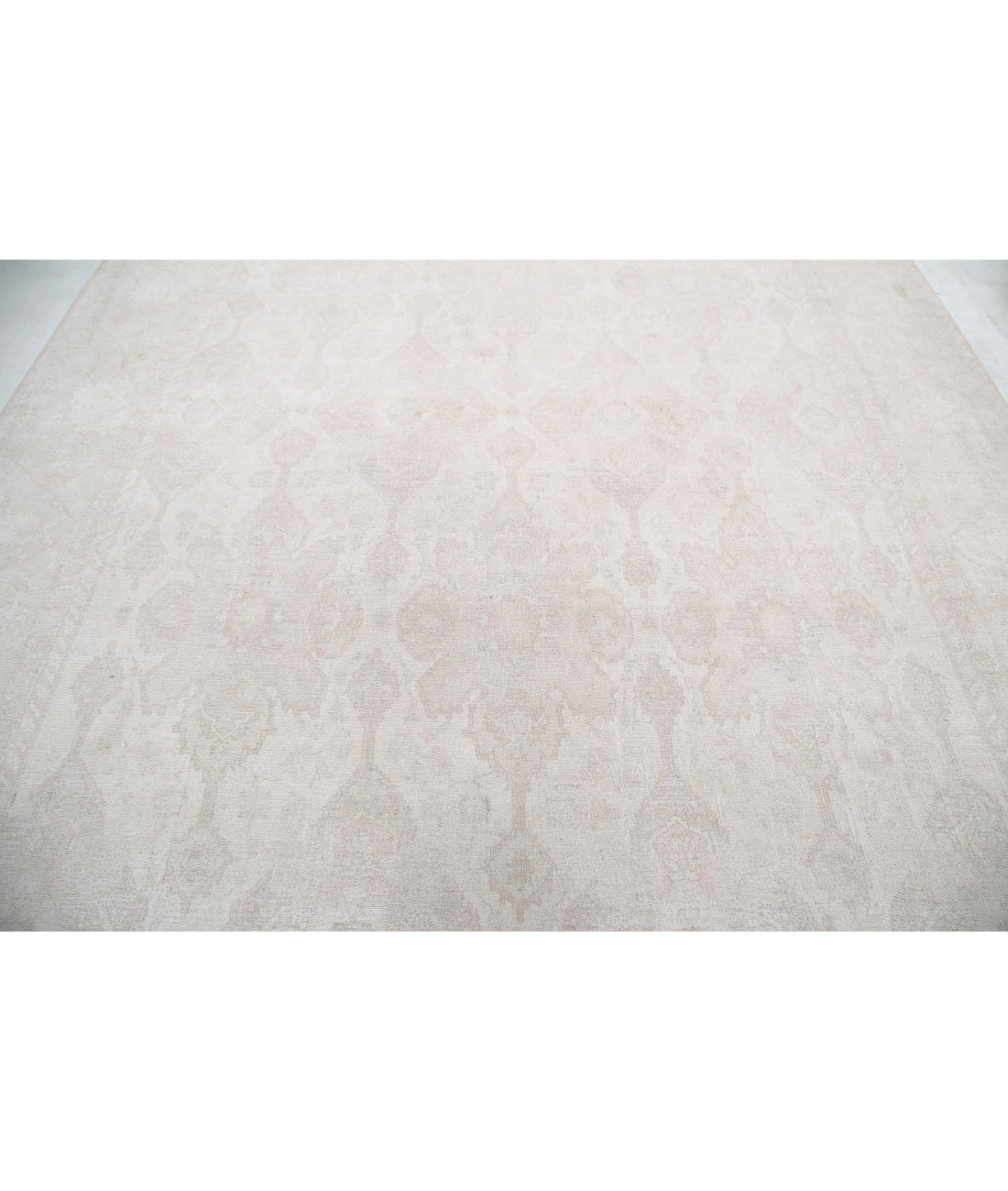 Serenity 8'8'' X 12'3'' Hand-Knotted Wool Rug 8'8'' x 12'3'' (260 X 368) / Ivory / Taupe