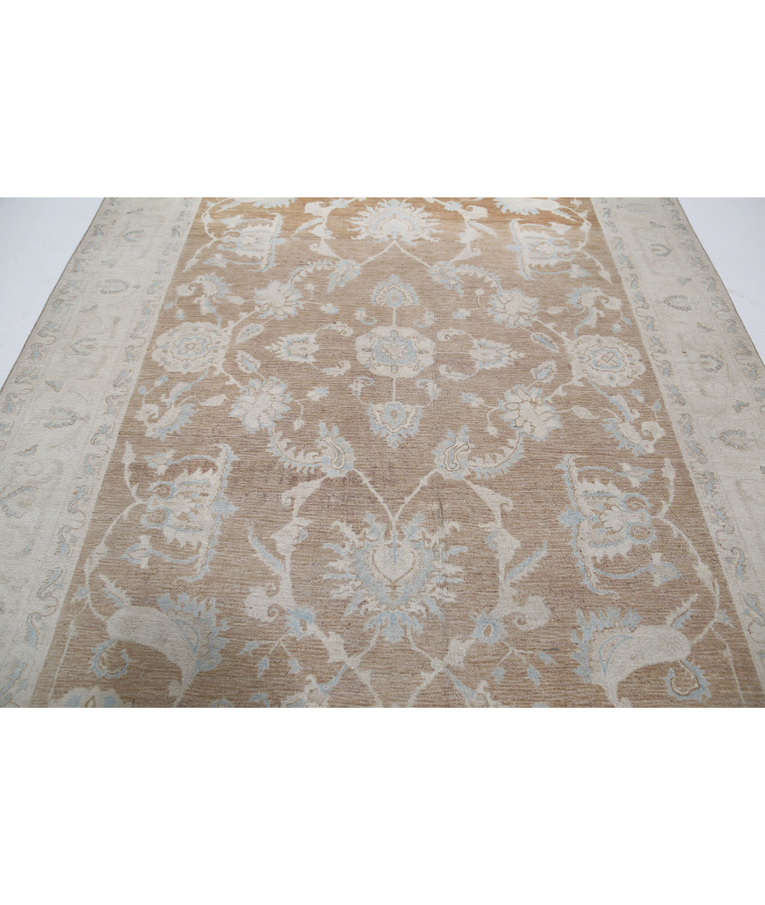 Serenity 6'5'' X 8'10'' Hand-Knotted Wool Rug 6'5'' x 8'10'' (193 X 265) / Brown / Ivory