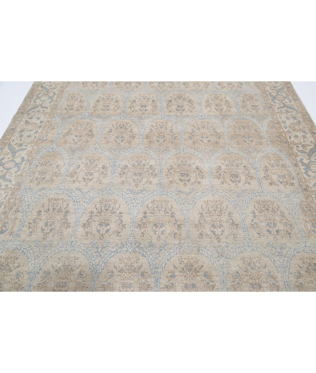 Serenity 7'7'' X 9'5'' Hand-Knotted Wool Rug 7'7'' x 9'5'' (228 X 283) / Blue / Ivory