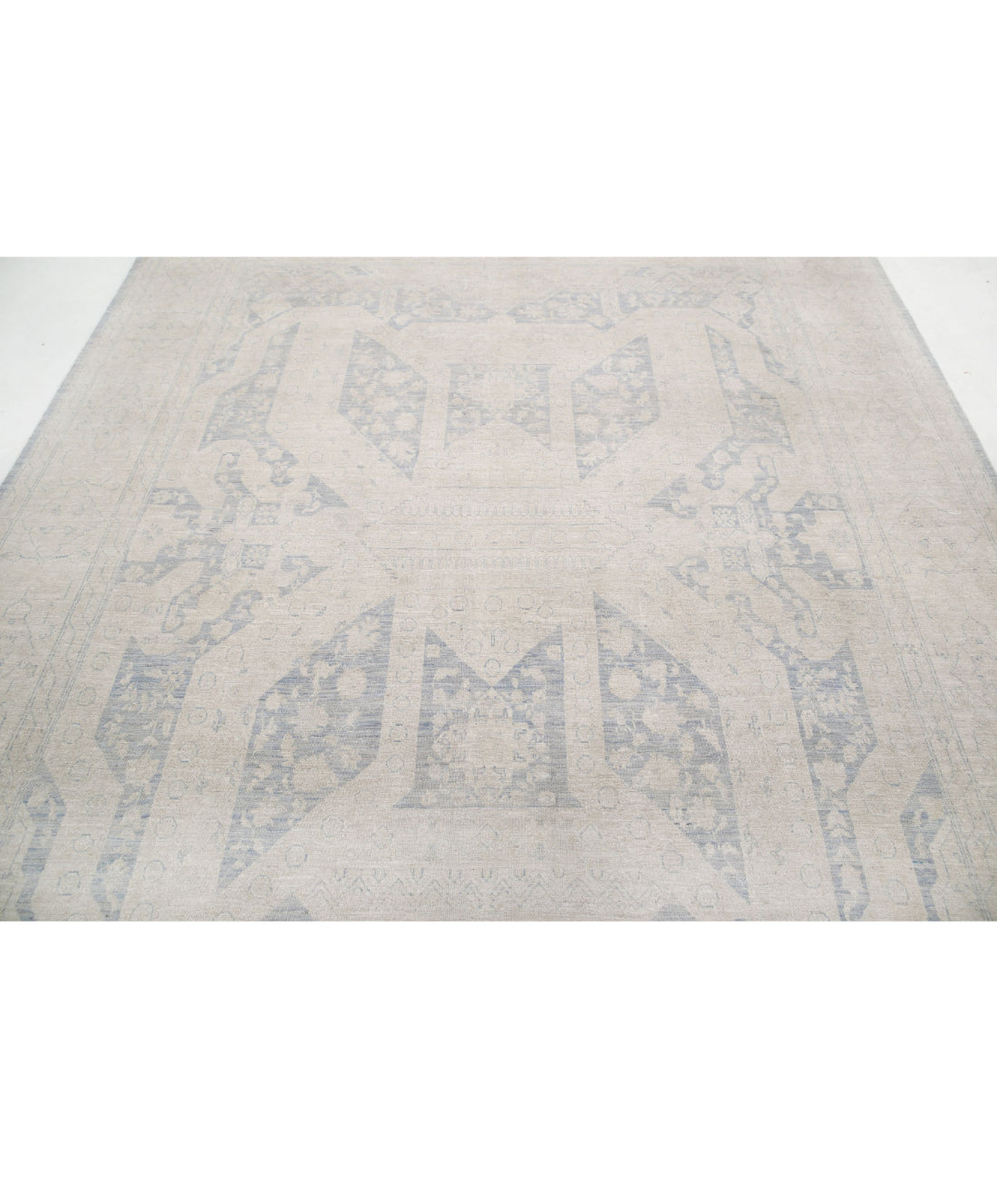 Serenity 7'10'' X 9'11'' Hand-Knotted Wool Rug 7'10'' x 9'11'' (235 X 298) / Blue / Ivory