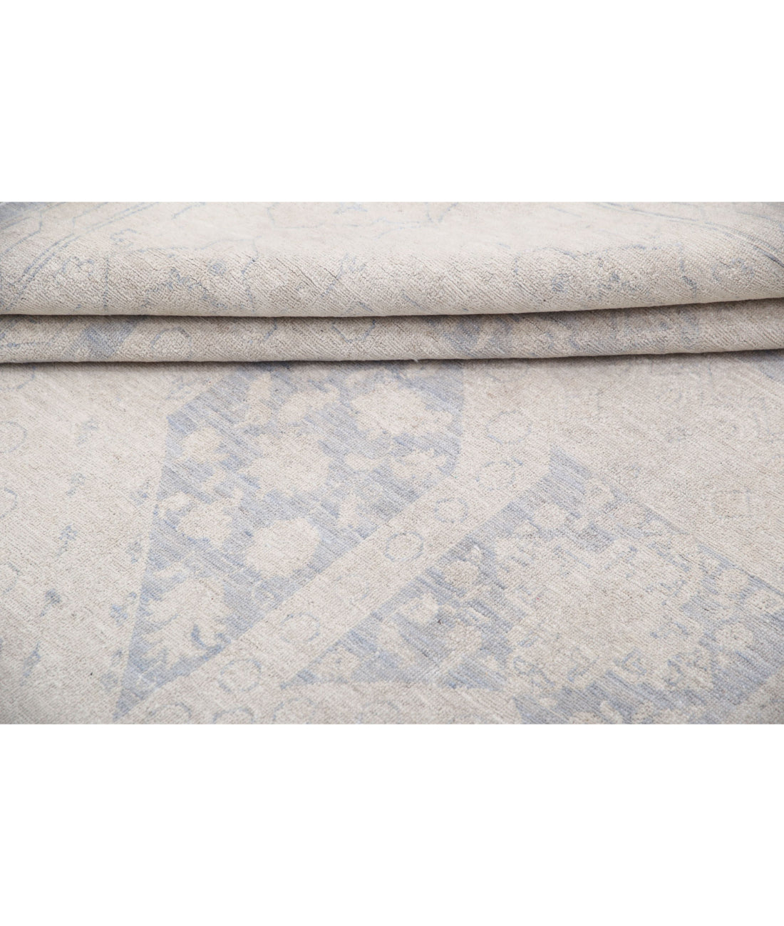 Serenity 7'10'' X 9'11'' Hand-Knotted Wool Rug 7'10'' x 9'11'' (235 X 298) / Blue / Ivory