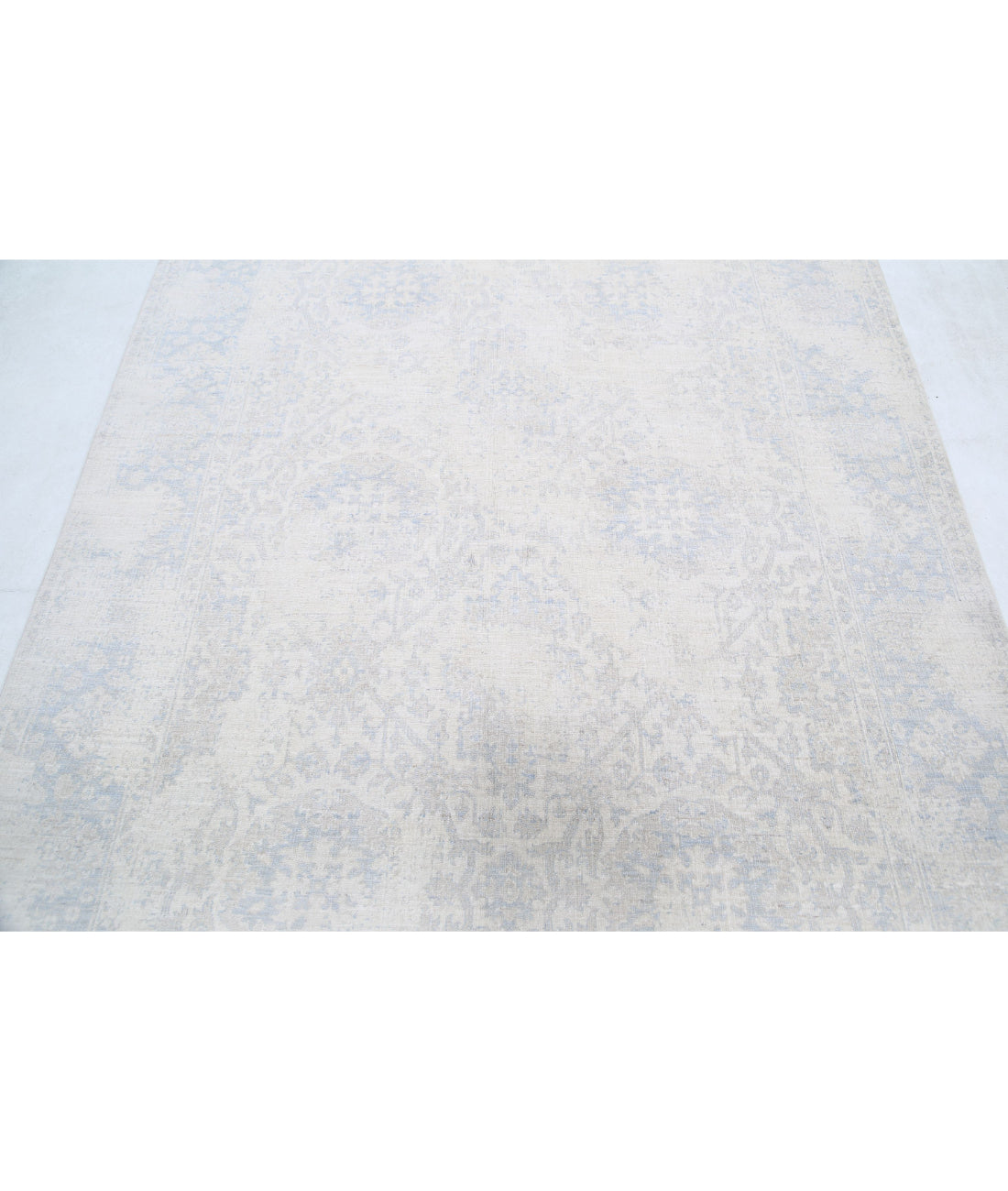 Serenity 5'8'' X 7'11'' Hand-Knotted Wool Rug 5'8'' x 7'11'' (170 X 238) / Ivory / Ivory