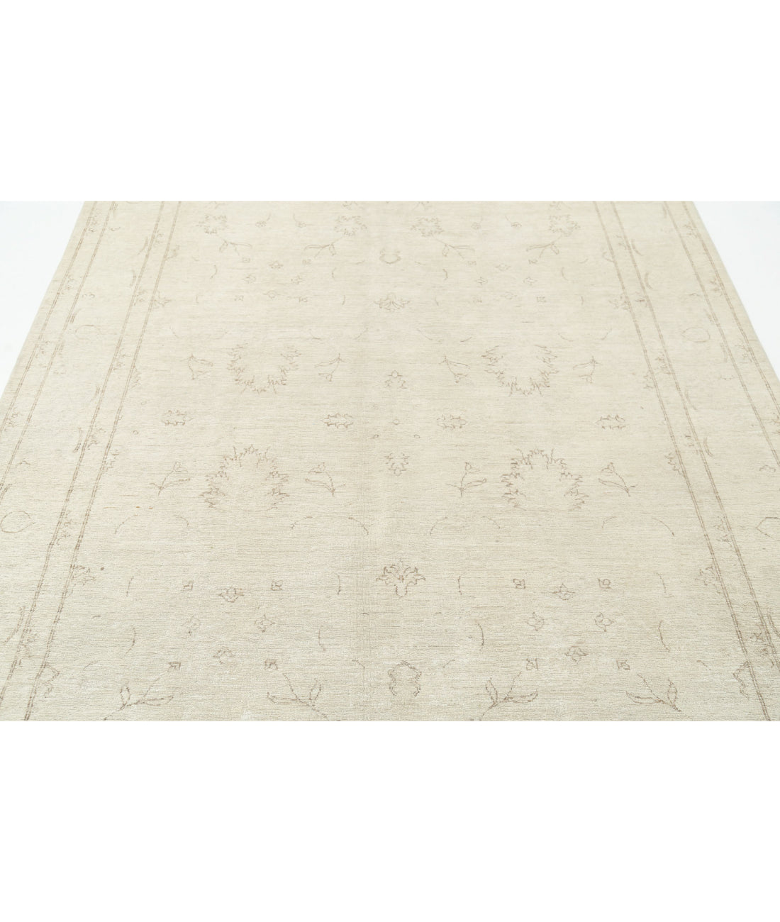 Serenity 5'11'' X 8'7'' Hand-Knotted Wool Rug 5'11'' x 8'7'' (178 X 258) / Ivory / Brown