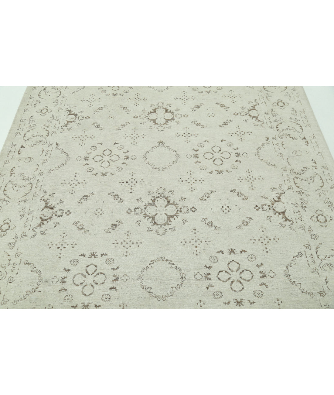 Serenity 6'1'' X 7'7'' Hand-Knotted Wool Rug 6'1'' x 7'7'' (183 X 228) / Ivory / Ivory