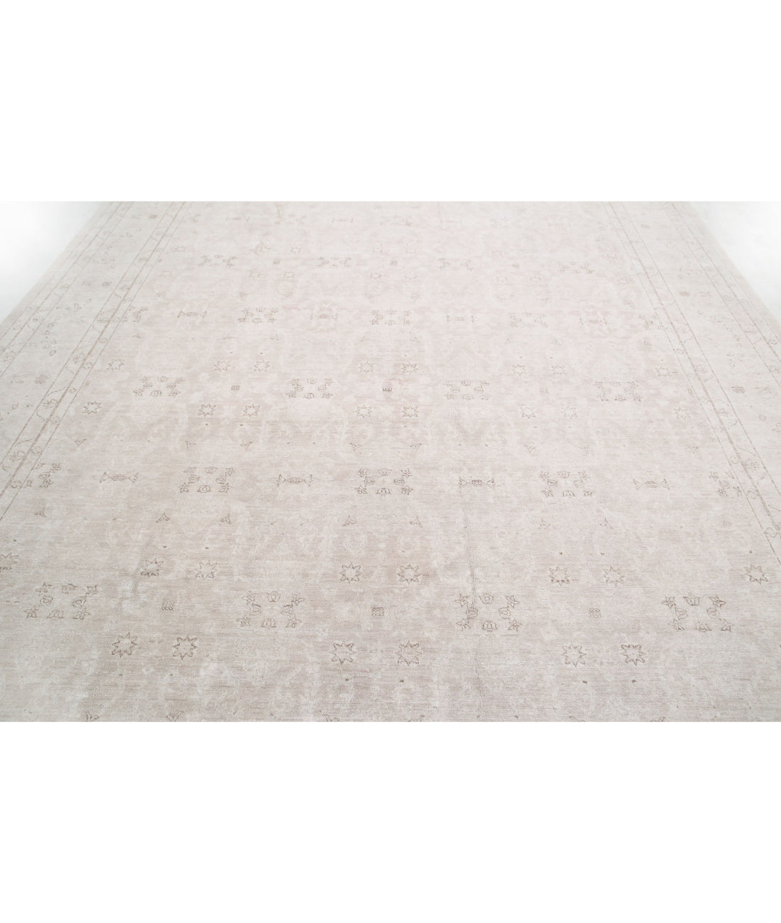 Serenity 9'8'' X 13'9'' Hand-Knotted Wool Rug 9'8'' x 13'9'' (290 X 413) / Ivory / Ivory