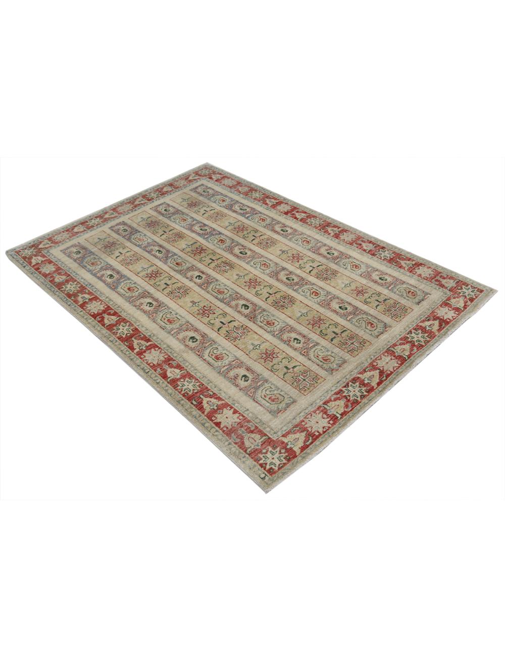 Shaal 4' 2" X 5' 9" Hand-Knotted Wool Rug 4' 2" X 5' 9" (127 X 175) / Ivory / Red