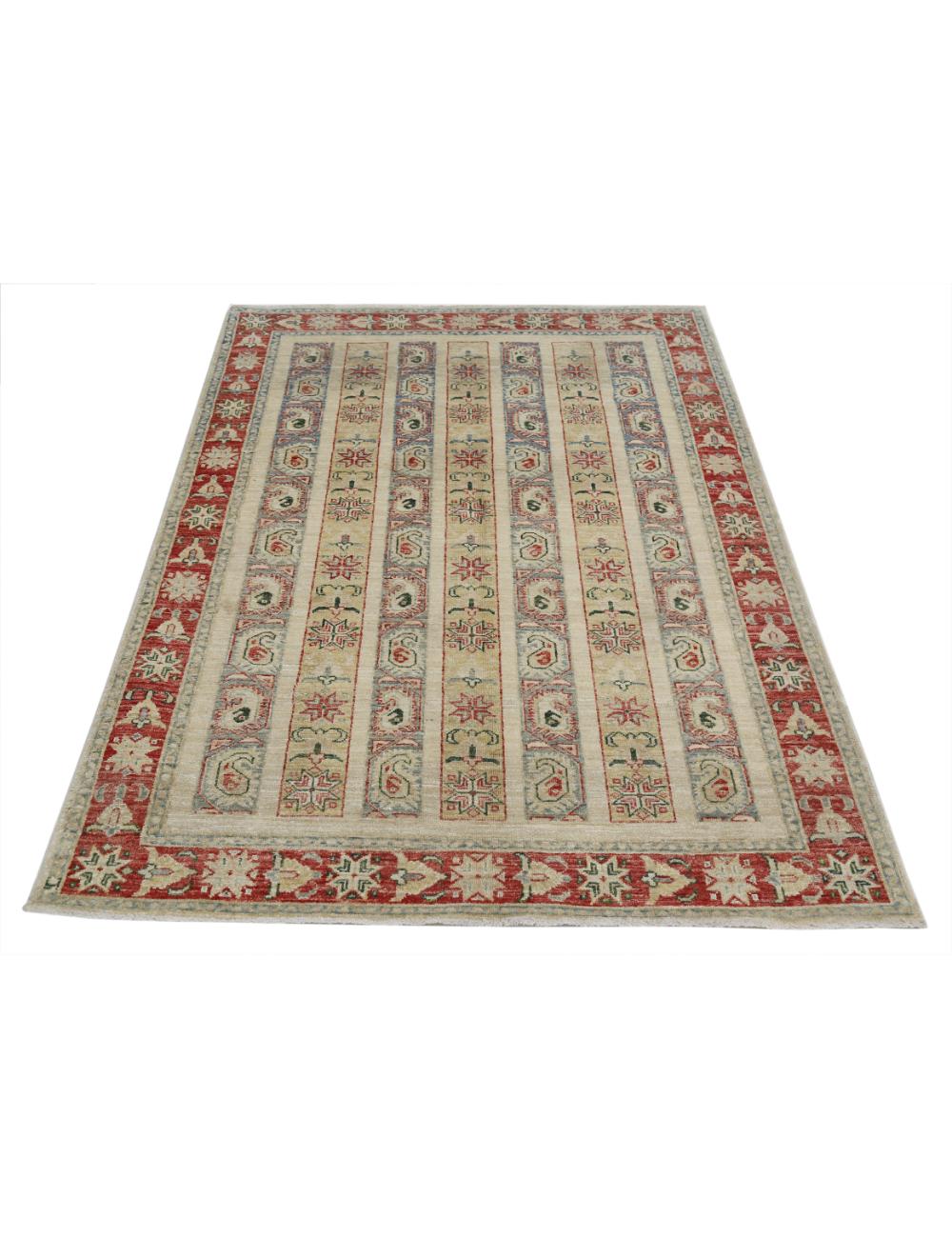 Shaal 4' 2" X 5' 9" Hand-Knotted Wool Rug 4' 2" X 5' 9" (127 X 175) / Ivory / Red