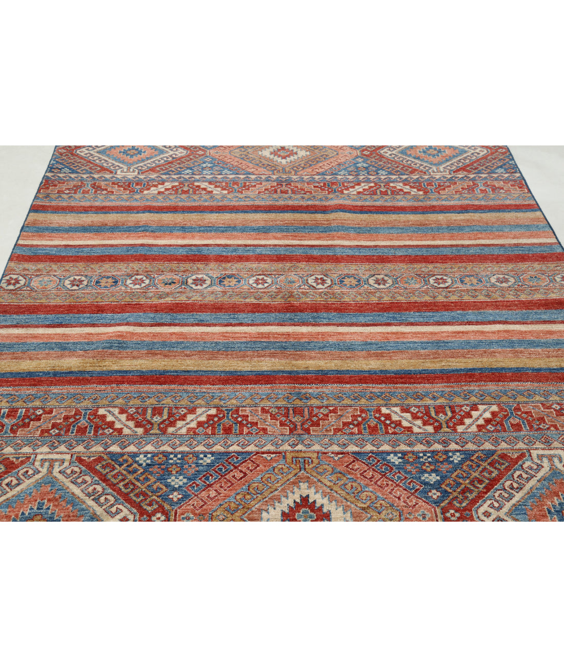 Shaal 5'10'' X 7'10'' Hand-Knotted Wool Rug 5'10'' x 7'10'' (175 X 235) / Multi / Multi