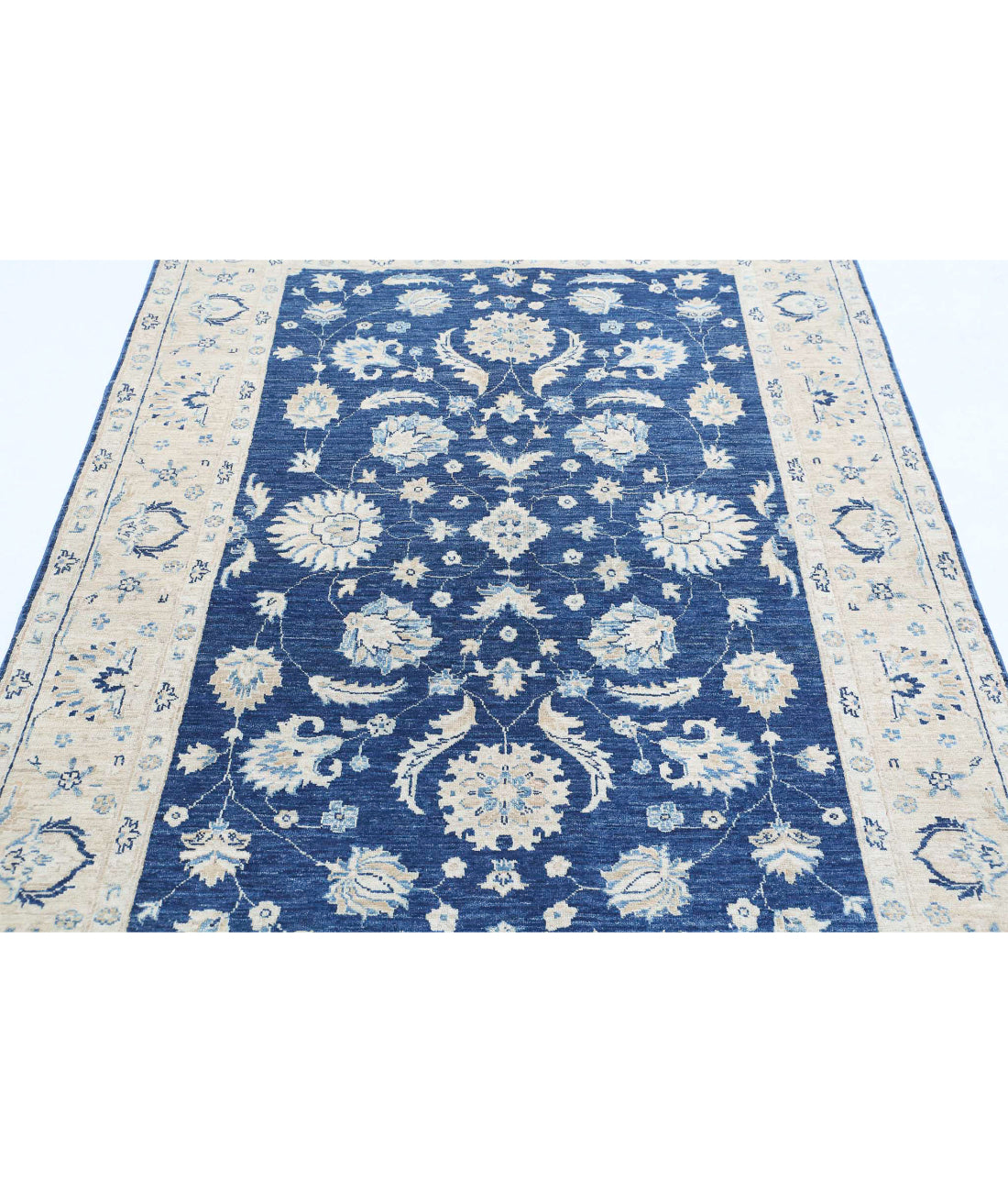 Sultanabad 4'9'' X 6'7'' Hand-Knotted Wool Rug 4'9'' x 6'7'' (143 X 198) / Blue / Ivory