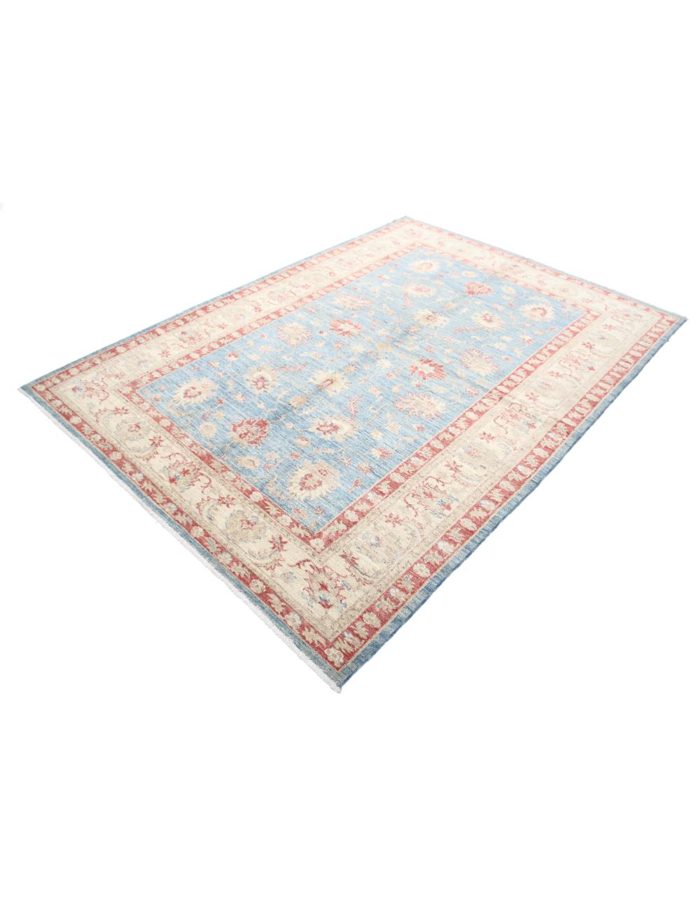 Ziegler 5' 7" X 7' 10" Hand-Knotted Wool Rug 5' 7" X 7' 10" (170 X 239) / Ivory / Blue