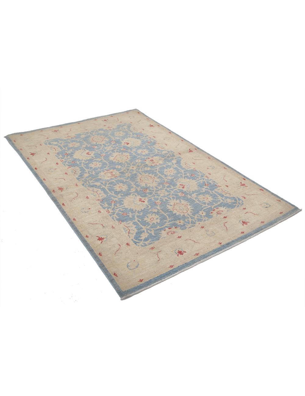 Ziegler 4' 1" X 6' 2" Hand-Knotted Wool Rug 4' 1" X 6' 2" (124 X 188) / Blue / Ivory