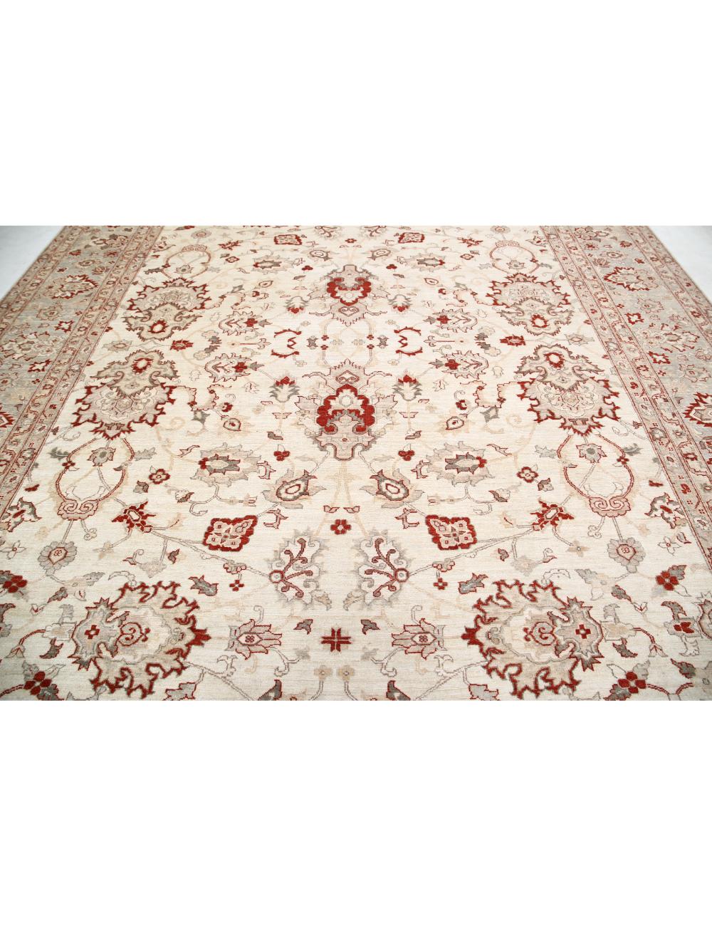 Ziegler 11' 5" X 14' 5" Hand-Knotted Wool Rug 11' 5" X 14' 5" (348 X 439) / Ivory / Grey