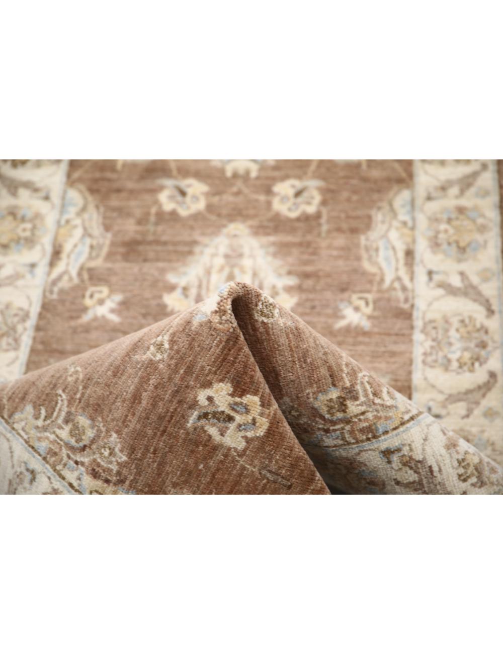 Ziegler 2' 4" X 8' 6" Hand-Knotted Wool Rug 2' 4" X 8' 6" (71 X 259) / Brown / Ivory