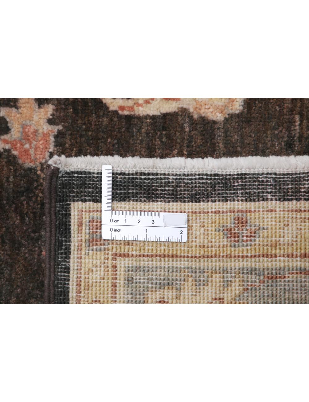 Ziegler 2' 10" X 4' 1" Hand-Knotted Wool Rug 2' 10" X 4' 1" (86 X 124) / Brown / Grey