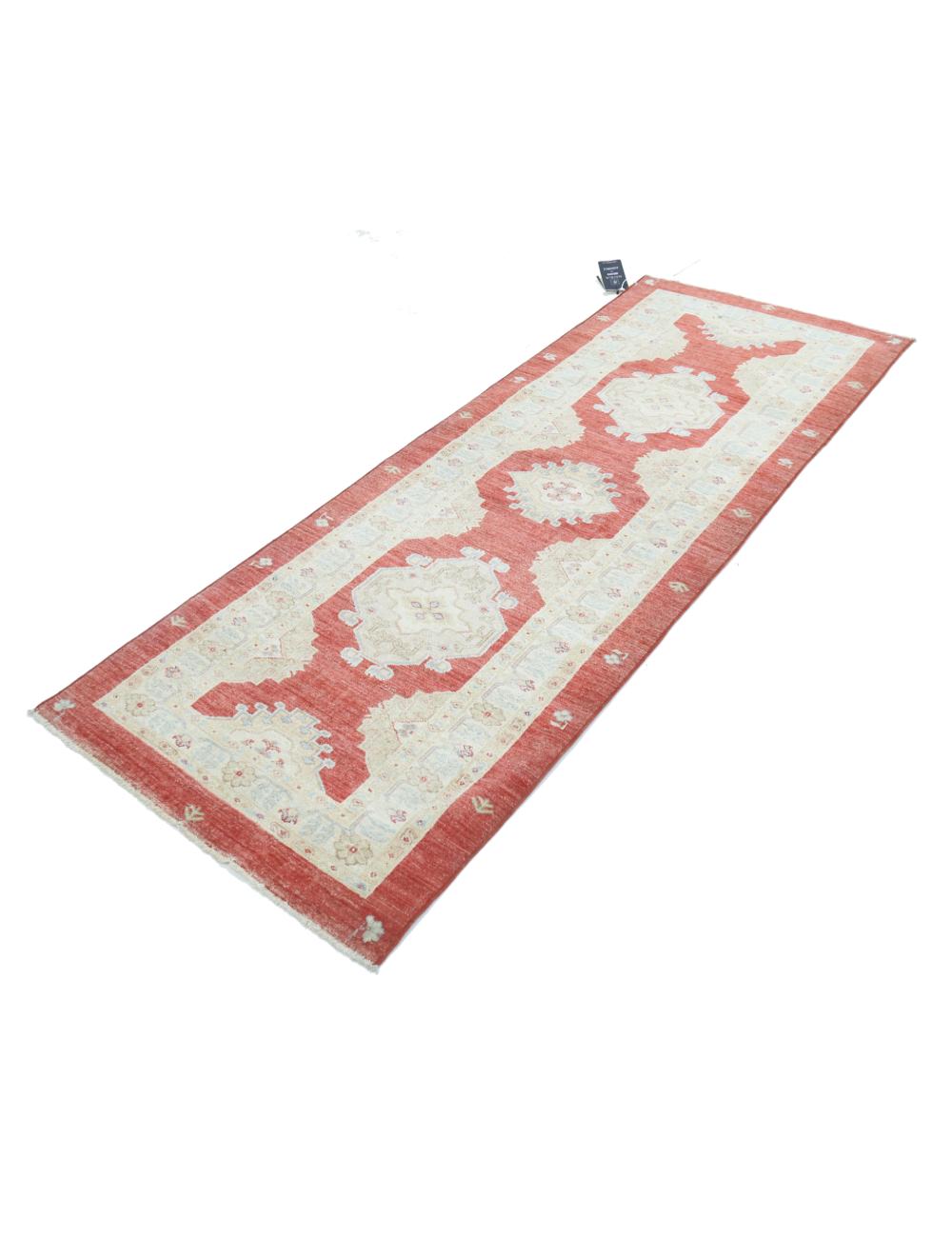 Ziegler 2' 9" X 7' 8" Hand-Knotted Wool Rug 2' 9" X 7' 8" (84 X 234) / Red / Ivory