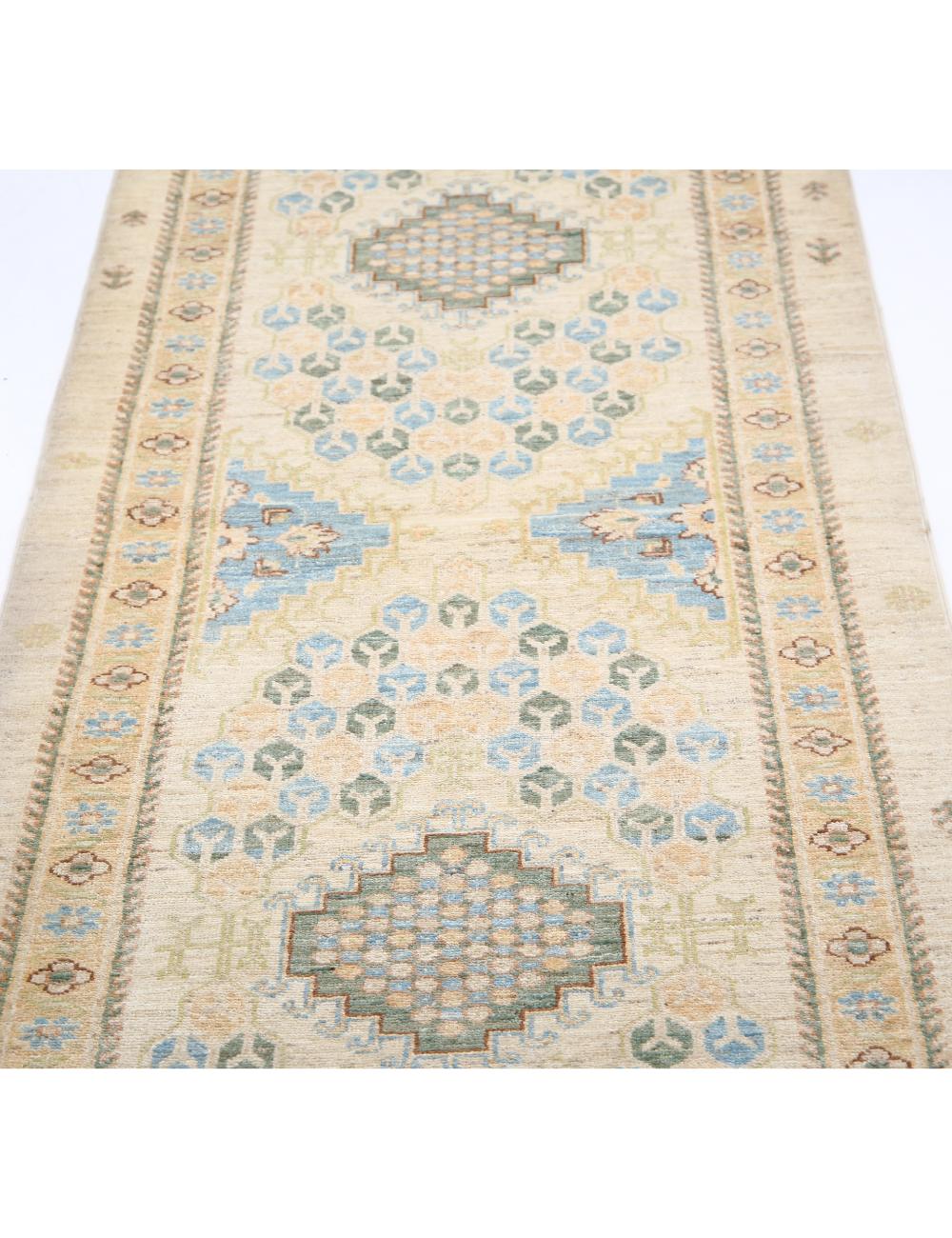 Ziegler 2' 9" X 8' 0" Hand-Knotted Wool Rug 2' 9" X 8' 0" (84 X 244) / Ivory / Beige