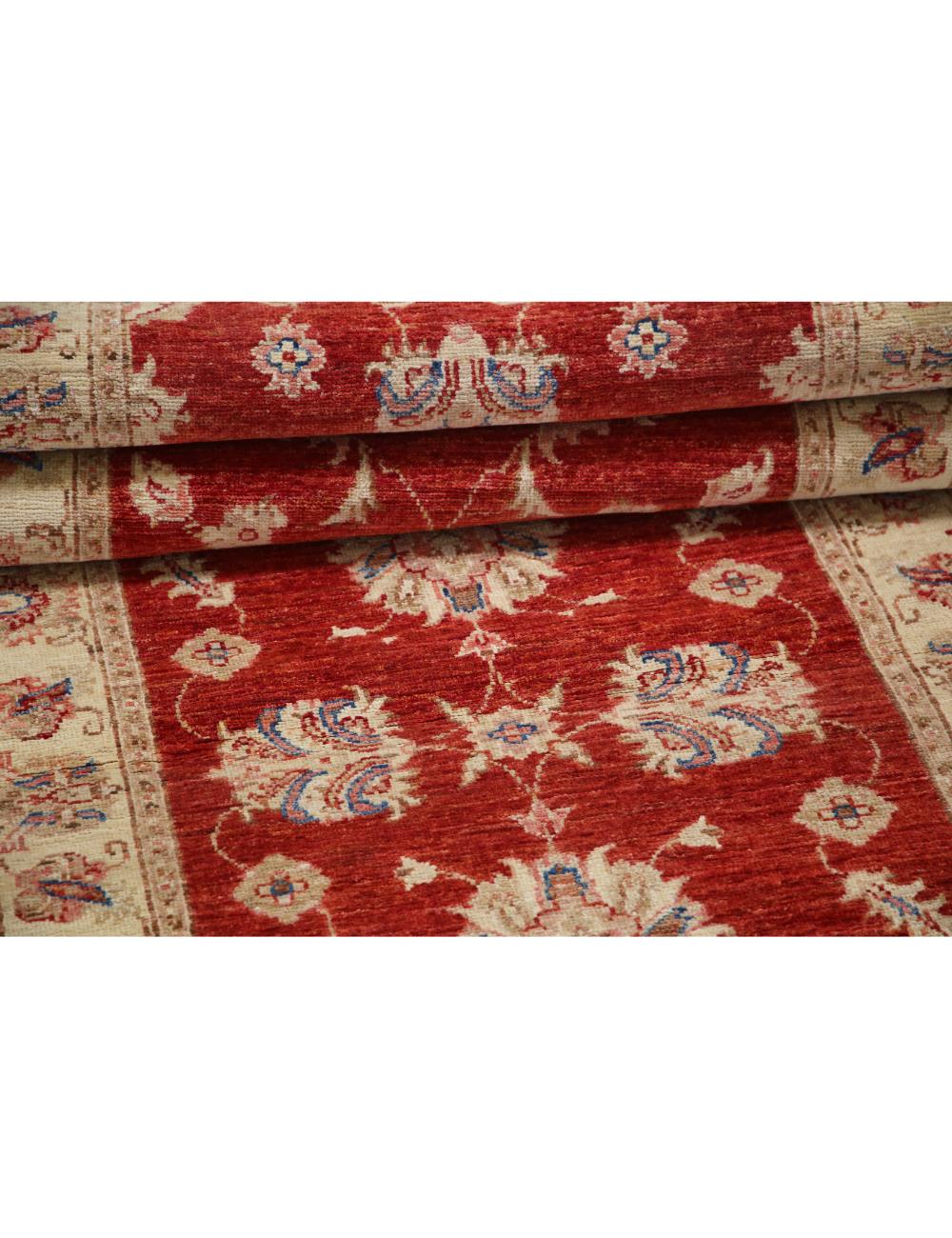 Ziegler 2' 9" X 10' 1" Hand-Knotted Wool Rug 2' 9" X 10' 1" (84 X 307) / Red / Ivory