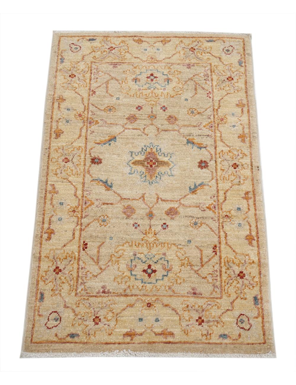 Ziegler 2' 0" X 3' 1" Hand-Knotted Wool Rug 2' 0" X 3' 1" (61 X 94) / Taupe / Ivory