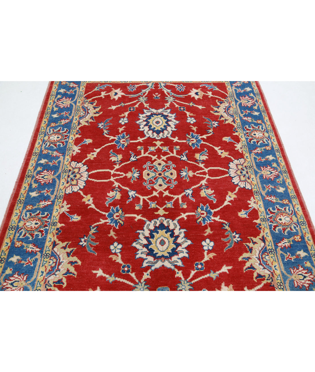 Ziegler 5'1'' X 6'1'' Hand-Knotted Wool Rug 5'1'' x 6'1'' (153 X 183) / Red / N/A