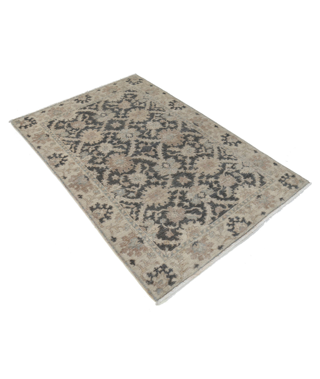 Ziegler 3'9'' X 5'7'' Hand-Knotted Wool Rug 3'9'' x 5'7'' (113 X 168) / Grey / N/A