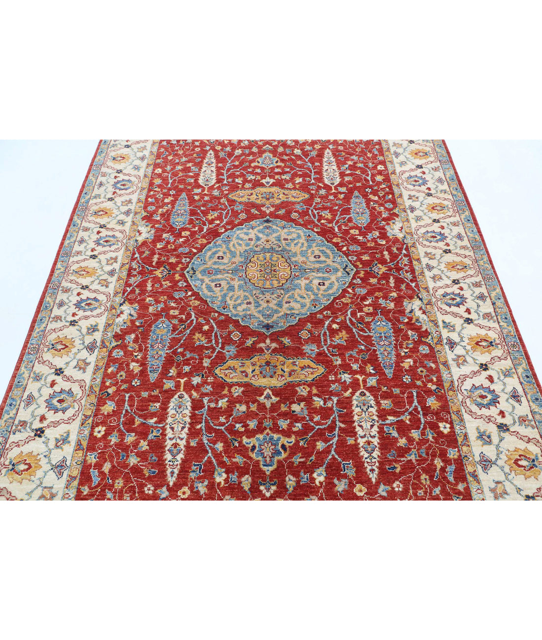 Ziegler 5'7'' X 7'9'' Hand-Knotted Wool Rug 5'7'' x 7'9'' (168 X 233) / Red / Ivory