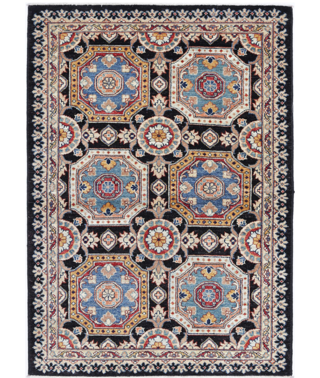 Ziegler 3'3'' X 4'8'' Hand-Knotted Wool Rug 3'3'' x 4'8'' (98 X 140) / Black / Ivory