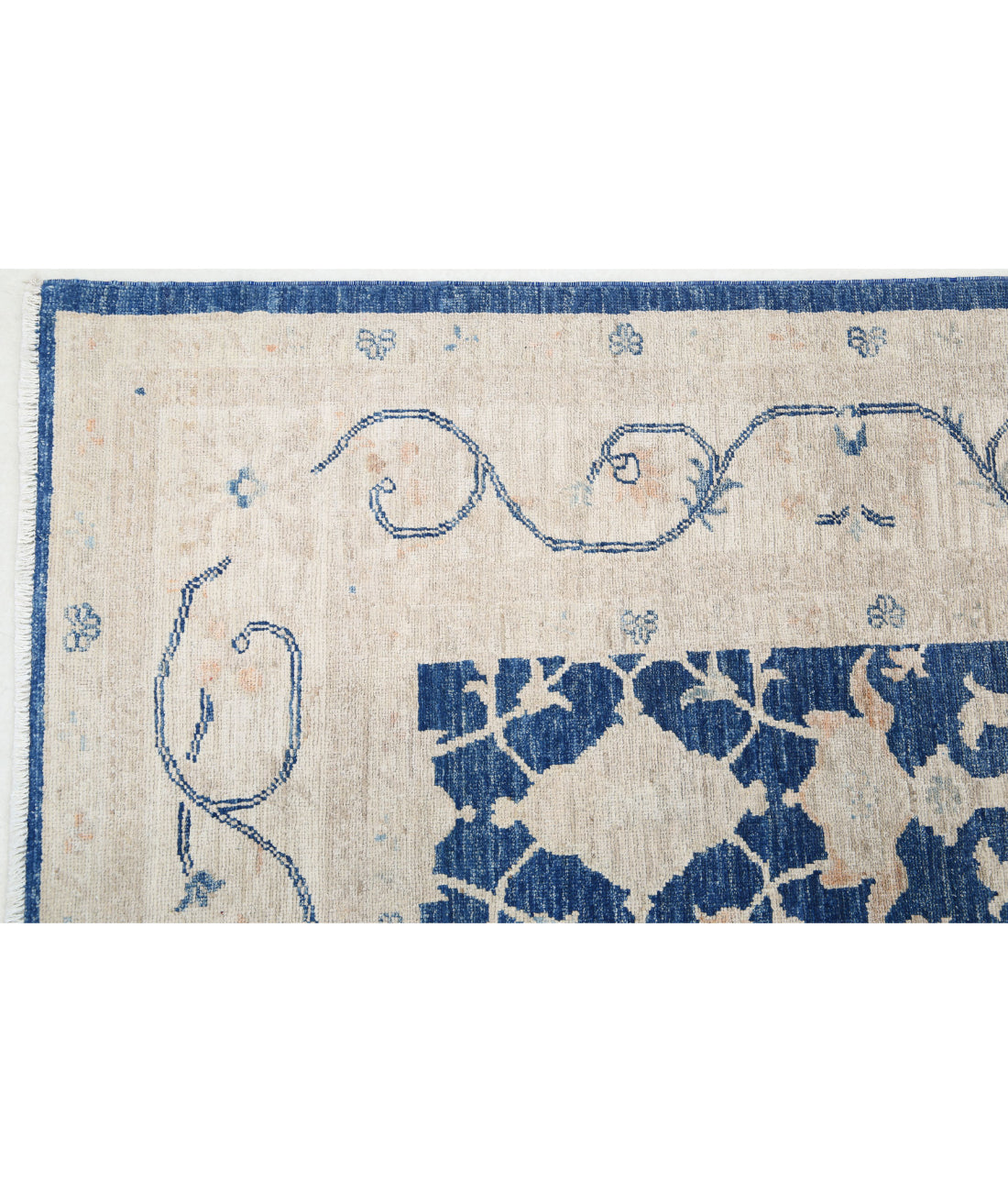 Ziegler 5'5'' X 7'7'' Hand-Knotted Wool Rug 5'5'' x 7'7'' (163 X 228) / Blue / Ivory