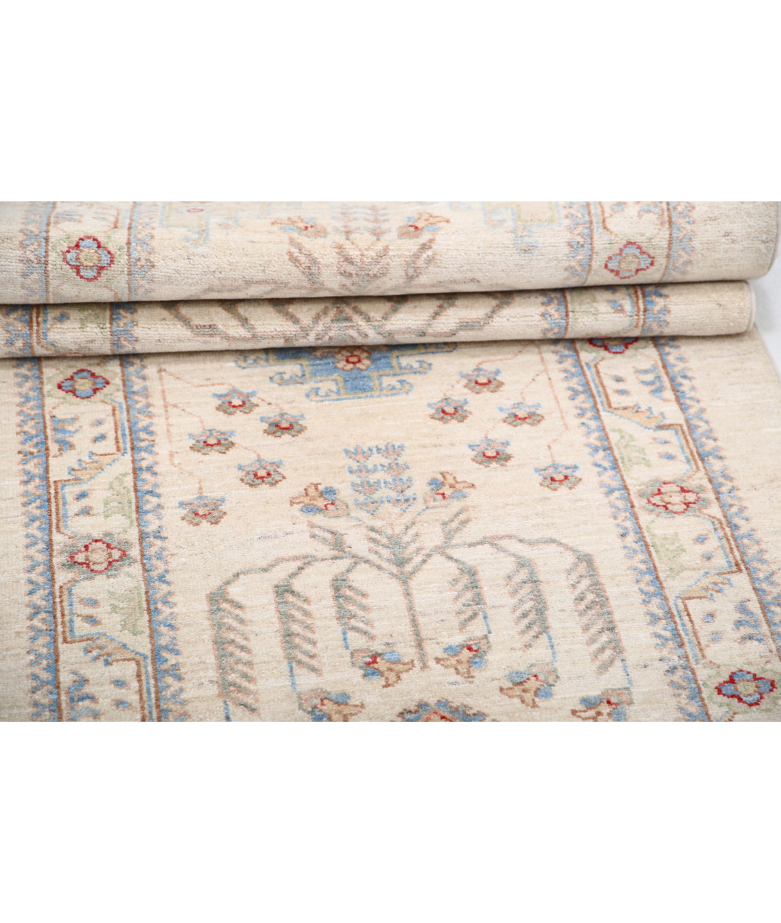 Ziegler 2'7'' X 8'5'' Hand-Knotted Wool Rug 2'7'' x 8'5'' (78 X 253) / Ivory / Ivory