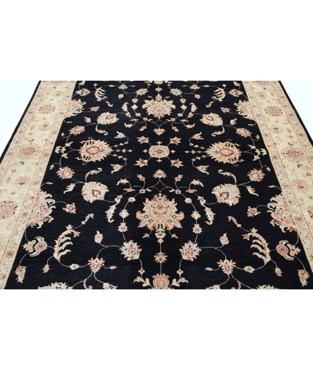 Ziegler 6'8'' X 9'4'' Hand-Knotted Wool Rug 6'8'' x 9'4'' (200 X 280) / Black / Ivory