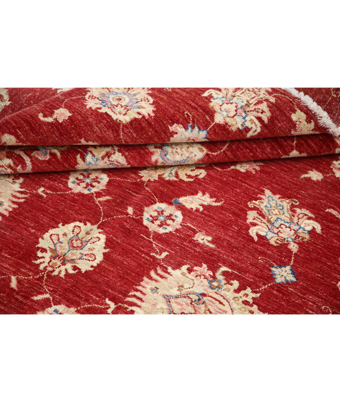 Ziegler 5'7'' X 7'9'' Hand-Knotted Wool Rug 5'7'' x 7'9'' (168 X 233) / Red / Red