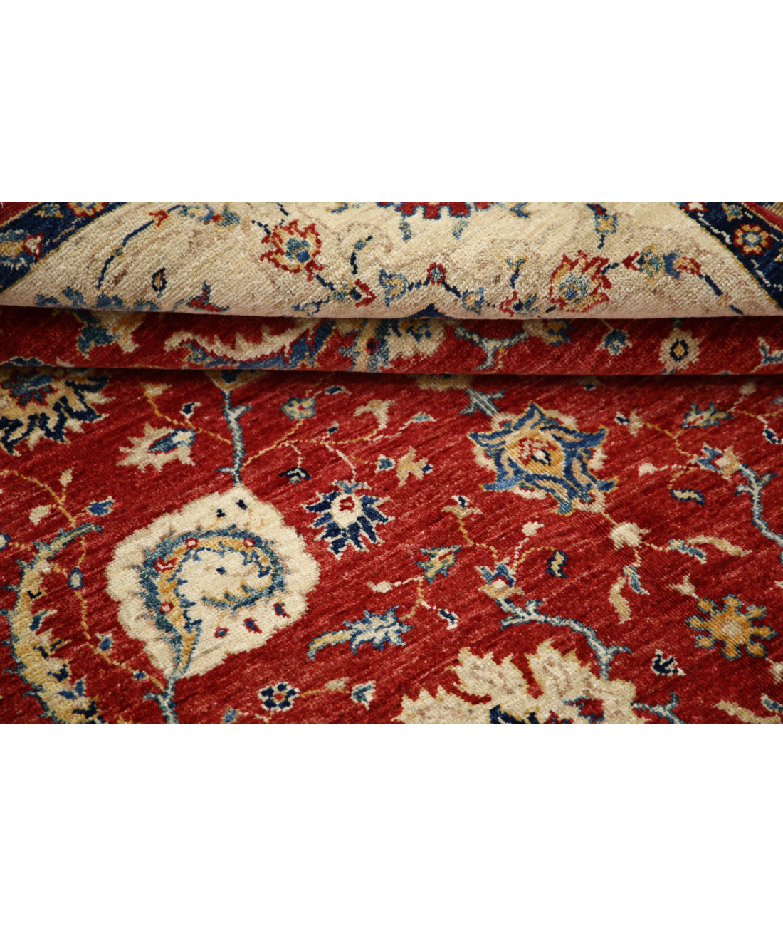 Ziegler 5'7'' X 8'6'' Hand-Knotted Wool Rug 5'7'' x 8'6'' (168 X 255) / Red / Ivory