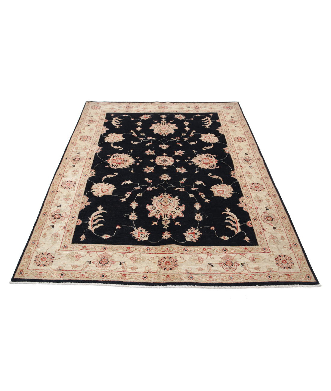 Ziegler 5'2'' X 6'8'' Hand-Knotted Wool Rug 5'2'' x 6'8'' (155 X 200) / Black / Ivory