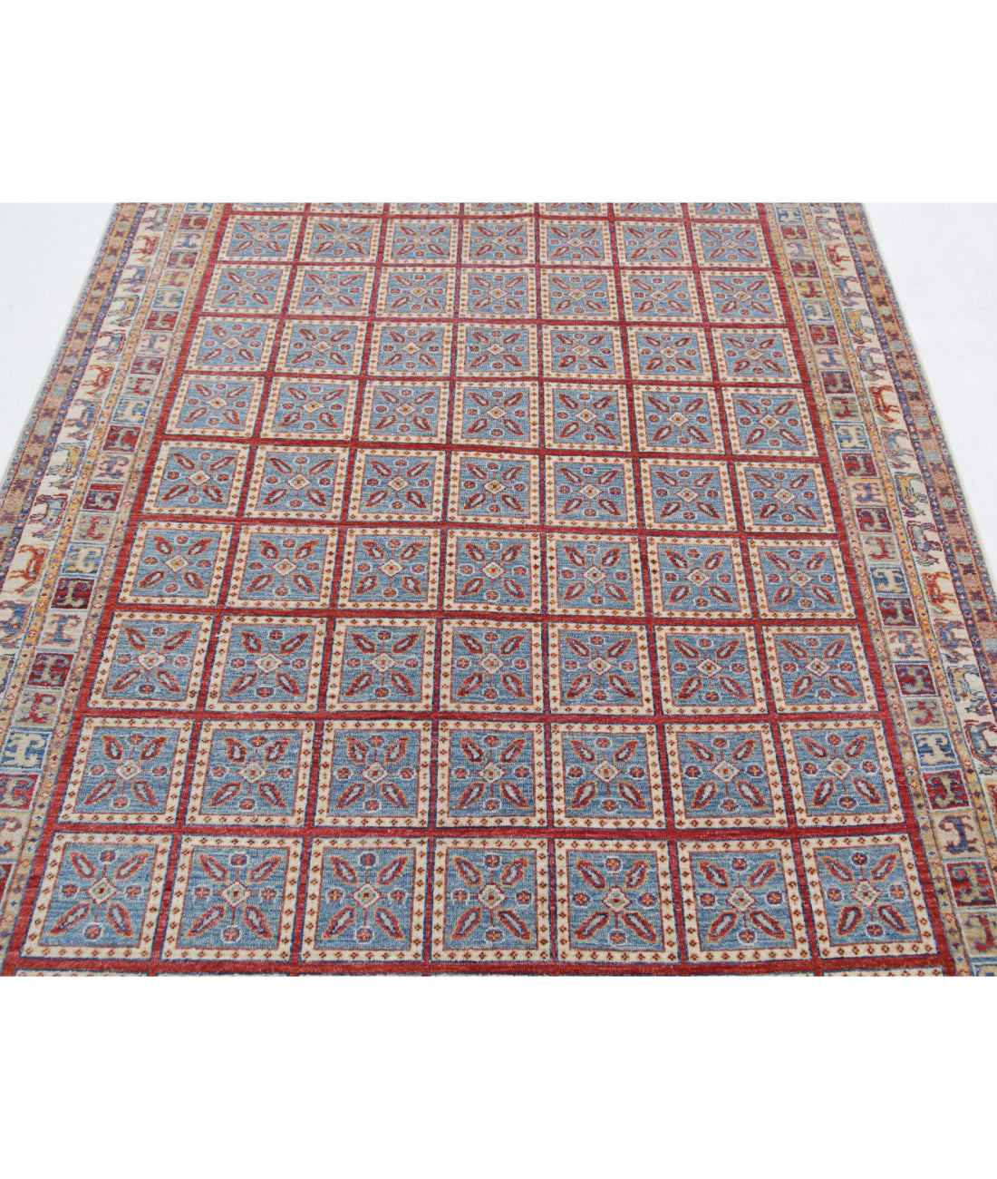 Ziegler 5'5'' X 7'6'' Hand-Knotted Wool Rug 5'5'' x 7'6'' (163 X 225) / Blue / Ivory