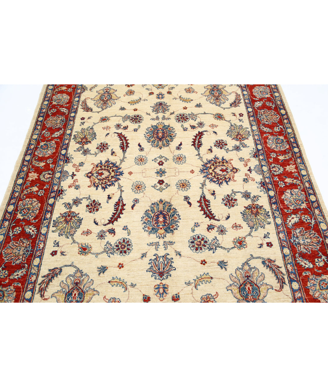 Ziegler 5'5'' X 7'9'' Hand-Knotted Wool Rug 5'5'' x 7'9'' (163 X 233) / Ivory / Red