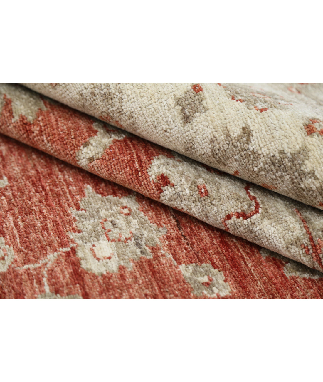 Ziegler 9'7'' X 11'11'' Hand-Knotted Wool Rug 9'7'' x 11'11'' (288 X 358) / Red / Ivory