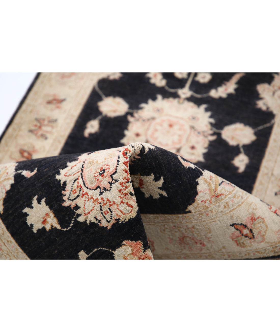 Ziegler 2'7'' X 9'7'' Hand-Knotted Wool Rug 2'7'' x 9'7'' (78 X 288) / Black / Ivory