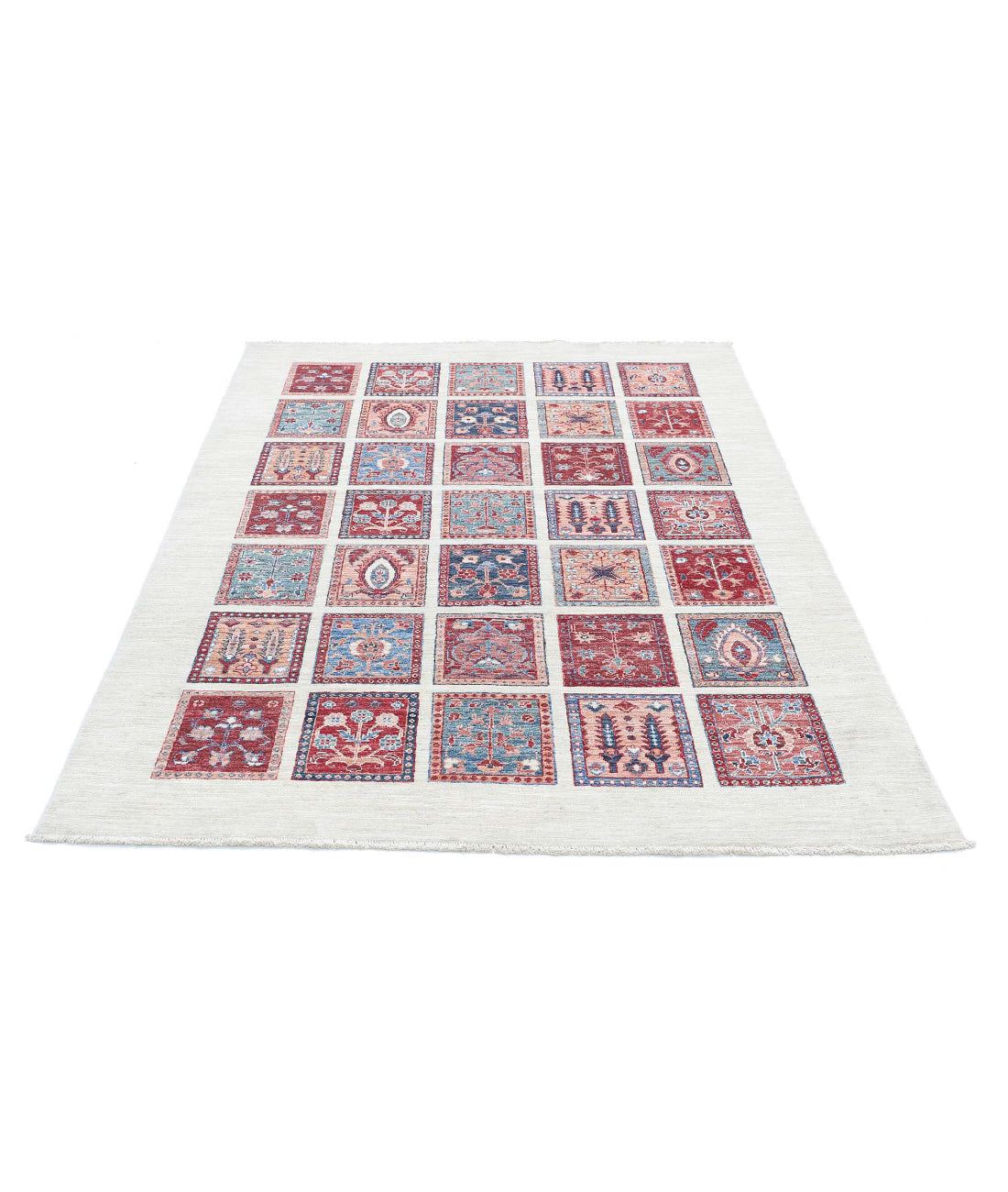 Bakhtiari 4'9'' X 6'9'' Hand-Knotted Wool Rug 4'9'' x 6'9'' (143 X 203) / Ivory / Red