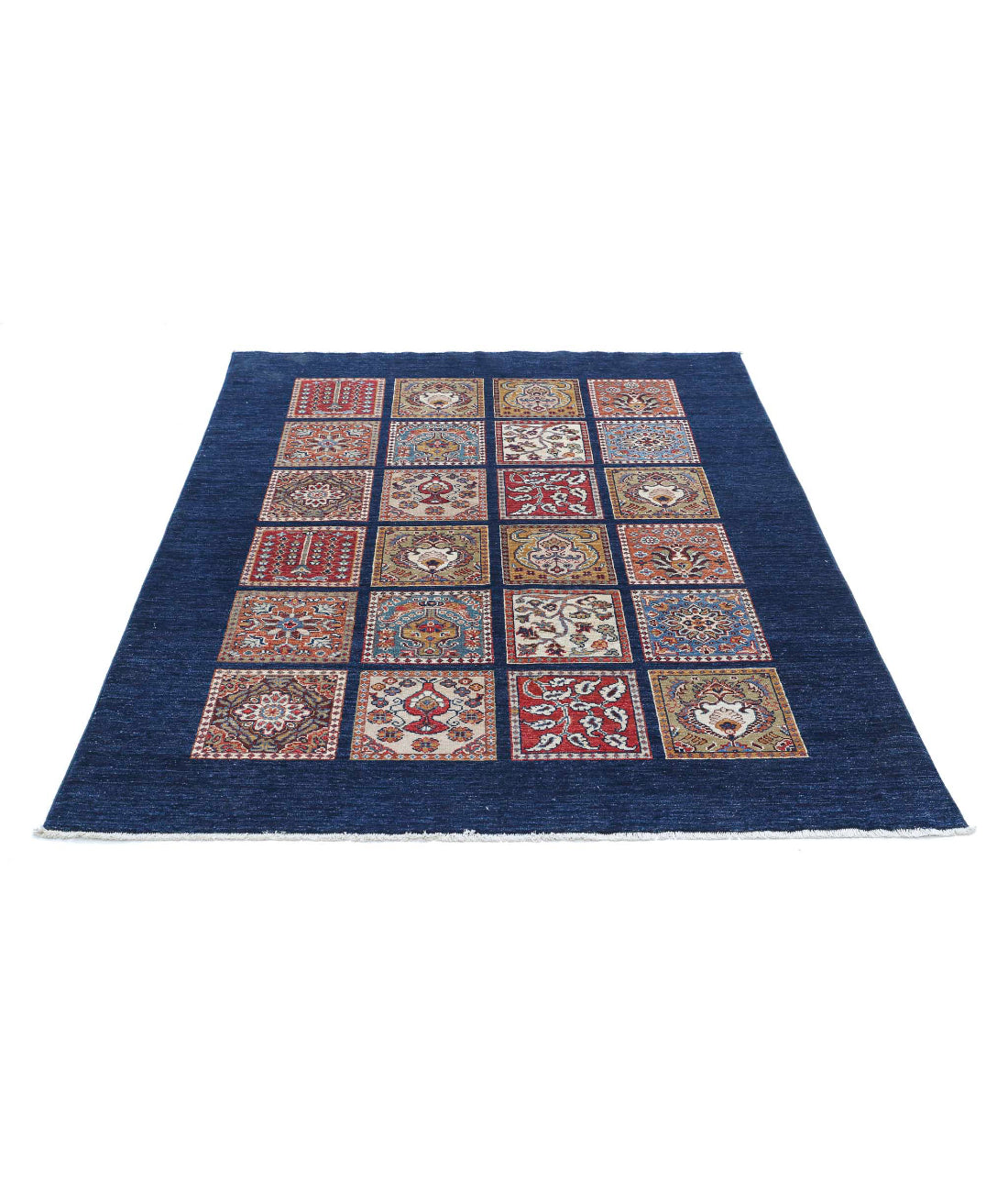 Bakhtiari 4'10'' X 6'3'' Hand-Knotted Wool Rug 4'10'' x 6'3'' (145 X 188) / Blue / Ivory