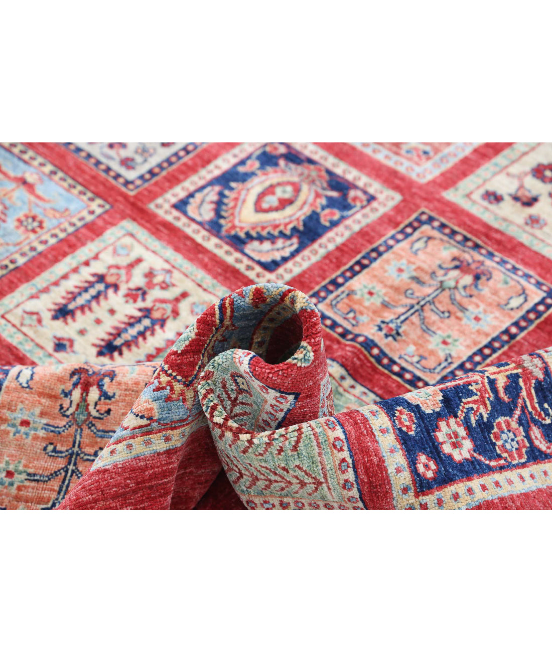 Bakhtiari 5'4'' X 8'0'' Hand-Knotted Wool Rug 5'4'' x 8'0'' (160 X 240) / Red / Blue