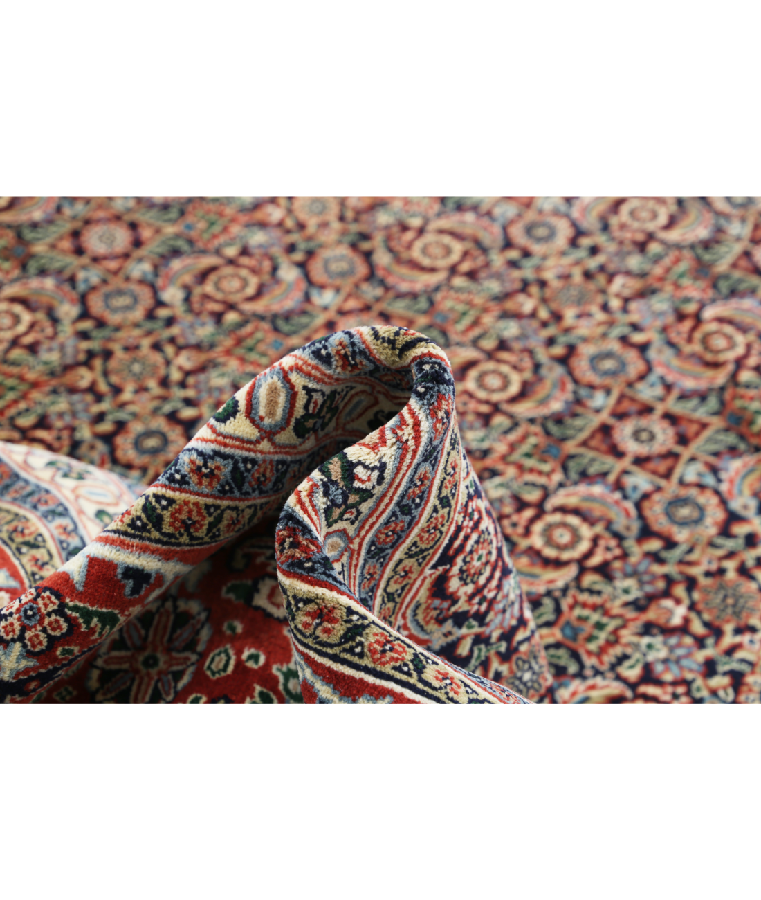 Bijar 11'8'' X 18'2'' Hand-Knotted Wool Rug 11'8'' x 18'2'' (273 X 353) / Blue / Red