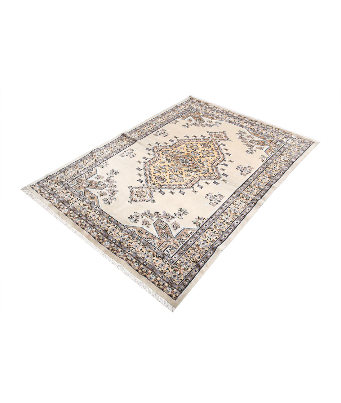 Bokhara 4'6'' X 6'4'' Hand-Knotted Wool-Silk Rug 4'6'' x 6'4'' (135 X 190) / Ivory / Gold