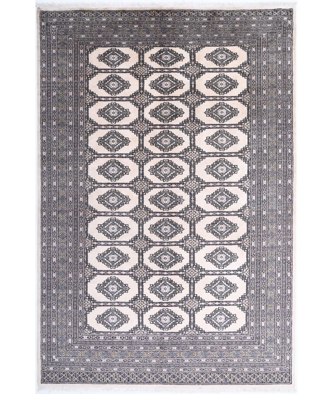 Bokhara 6'1'' X 8'11'' Hand-Knotted Wool Rug 6'1'' x 8'11'' (183 X 268) / Ivory / Black