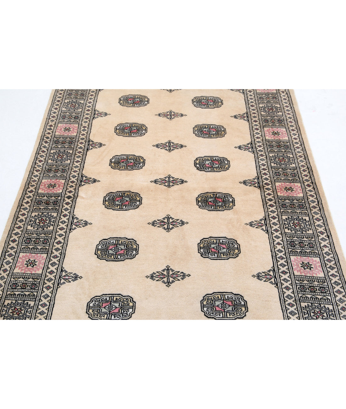 Bokhara 4'3'' X 6'2'' Hand-Knotted Wool Rug 4'3'' x 6'2'' (128 X 185) / Ivory / Black